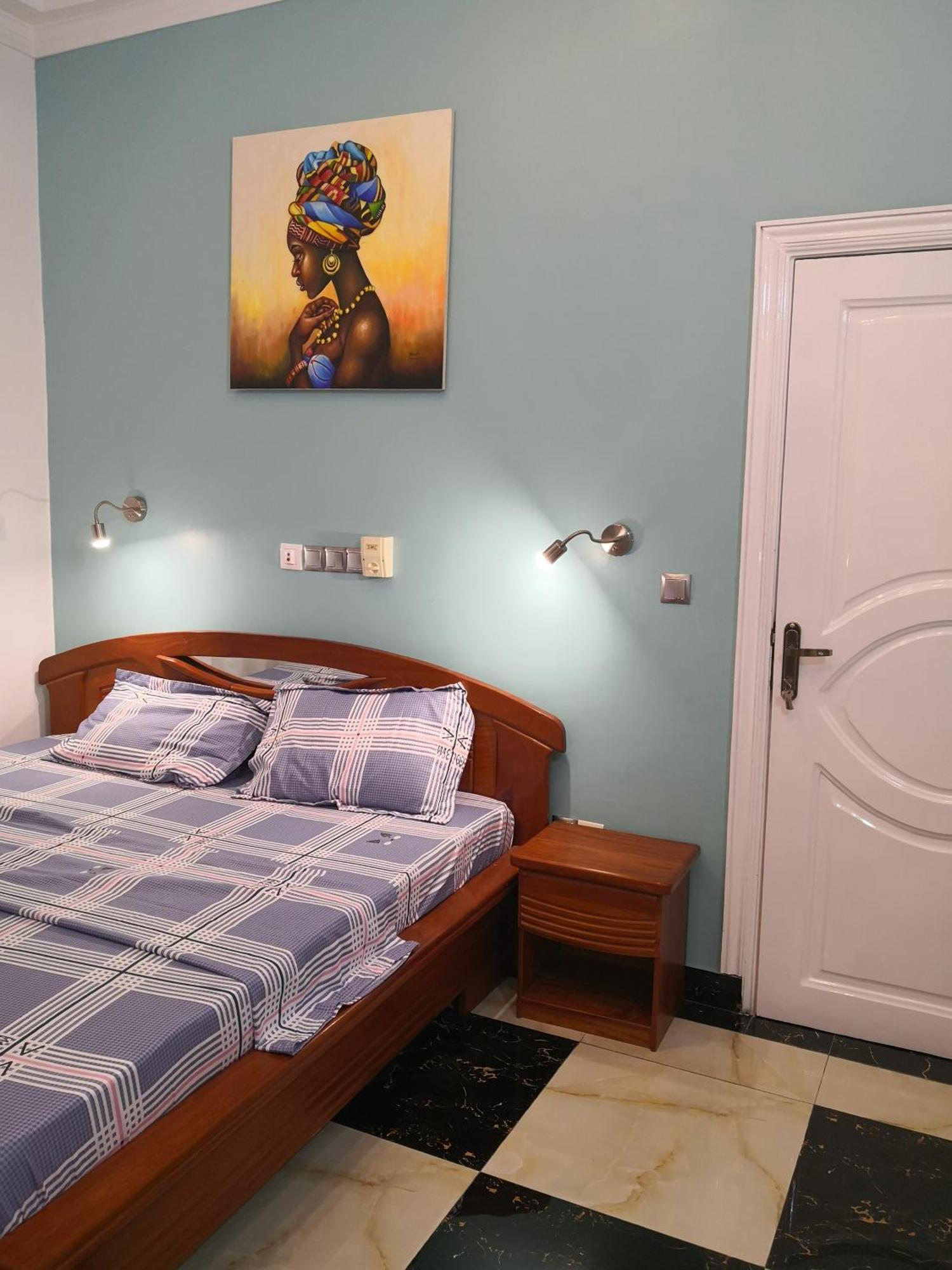 Residence Palais Du Stade Cotonou Bilik gambar